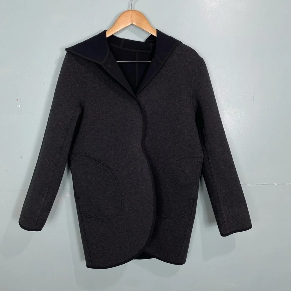 lululemon athletica pockets four